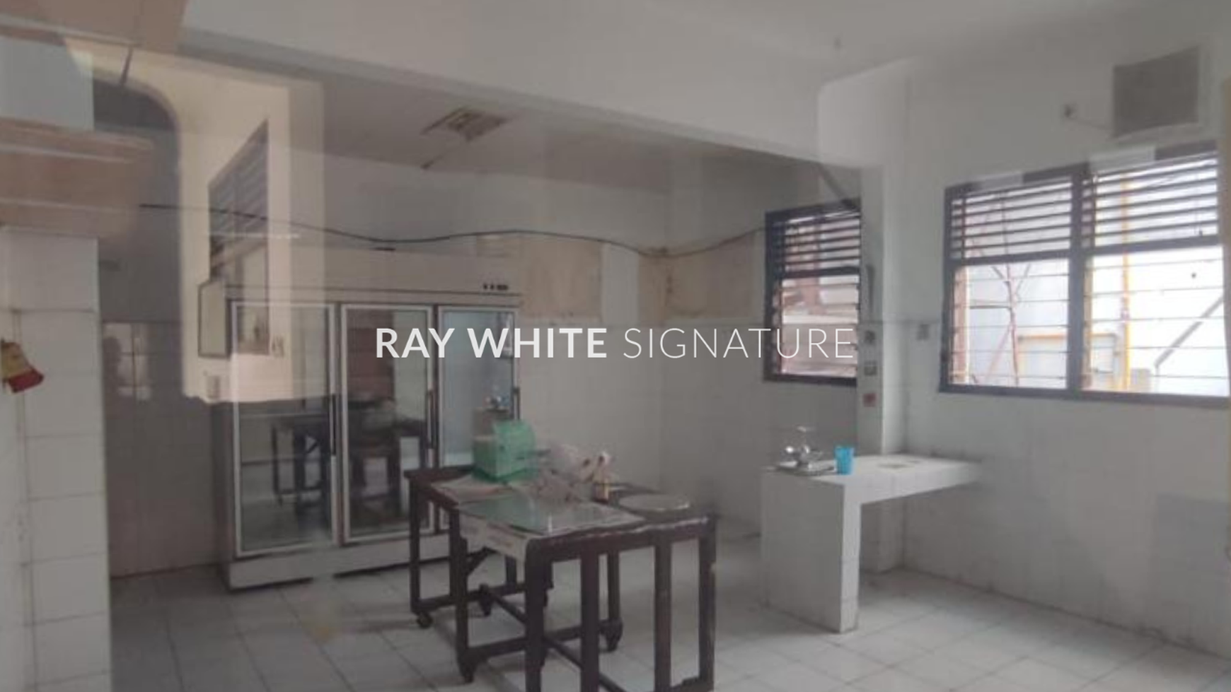 Dijual Rumah Lama Area Tenang Cocok Untuk Hunian di Lamandau Kebayoran Baru