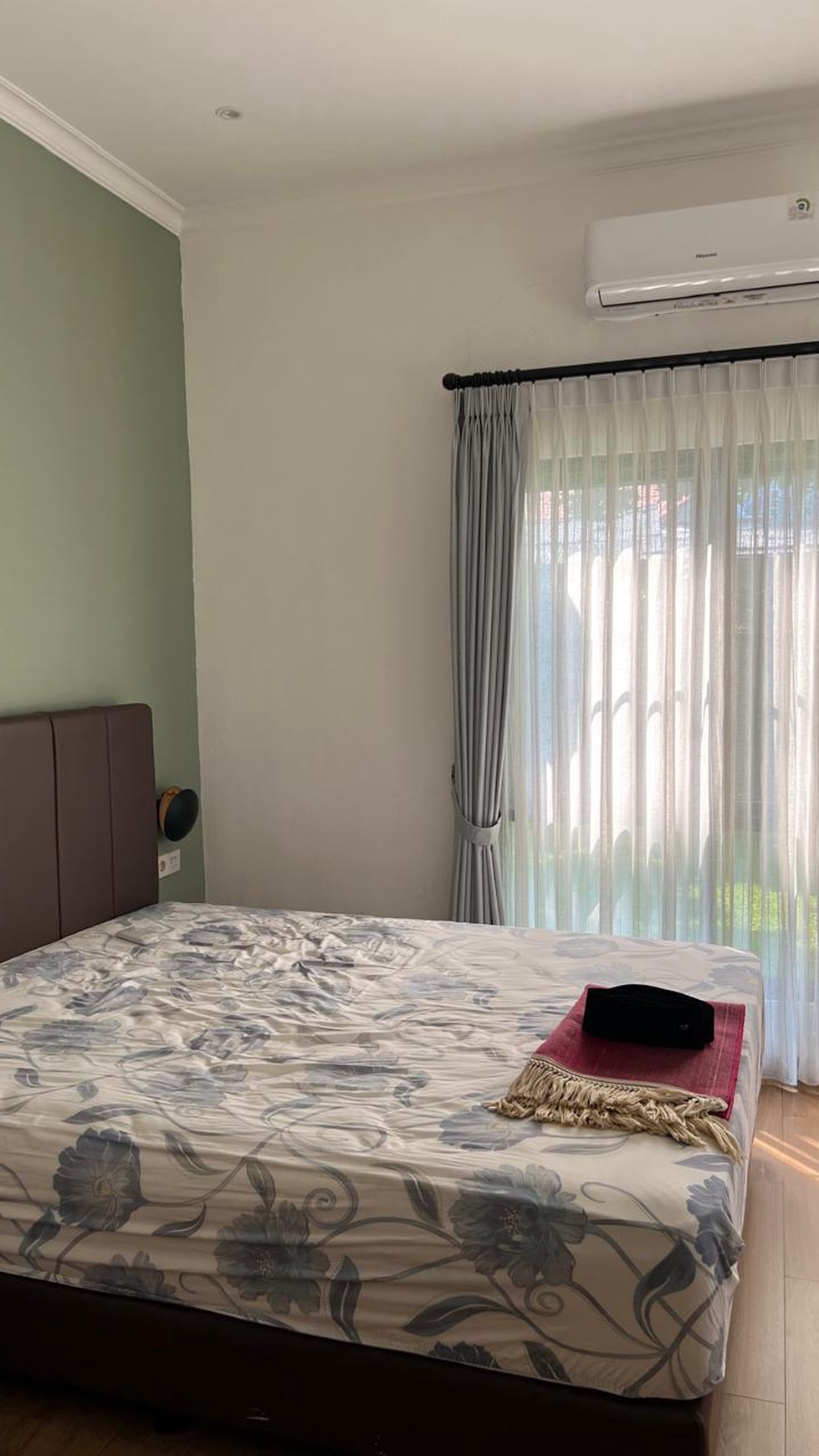 Rumah Asri, bagus, lingkungan aman dan nyaman di Ciputat
