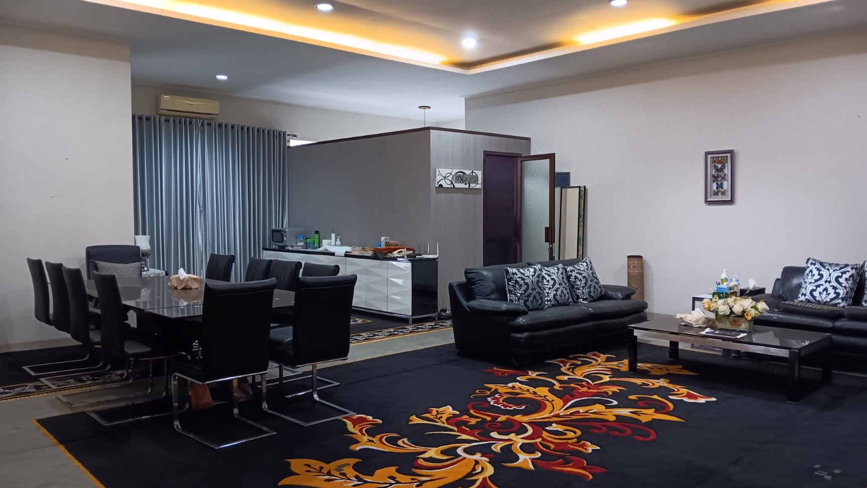Rumah 2 Lantai Full Furnished di Komplek Batununggal