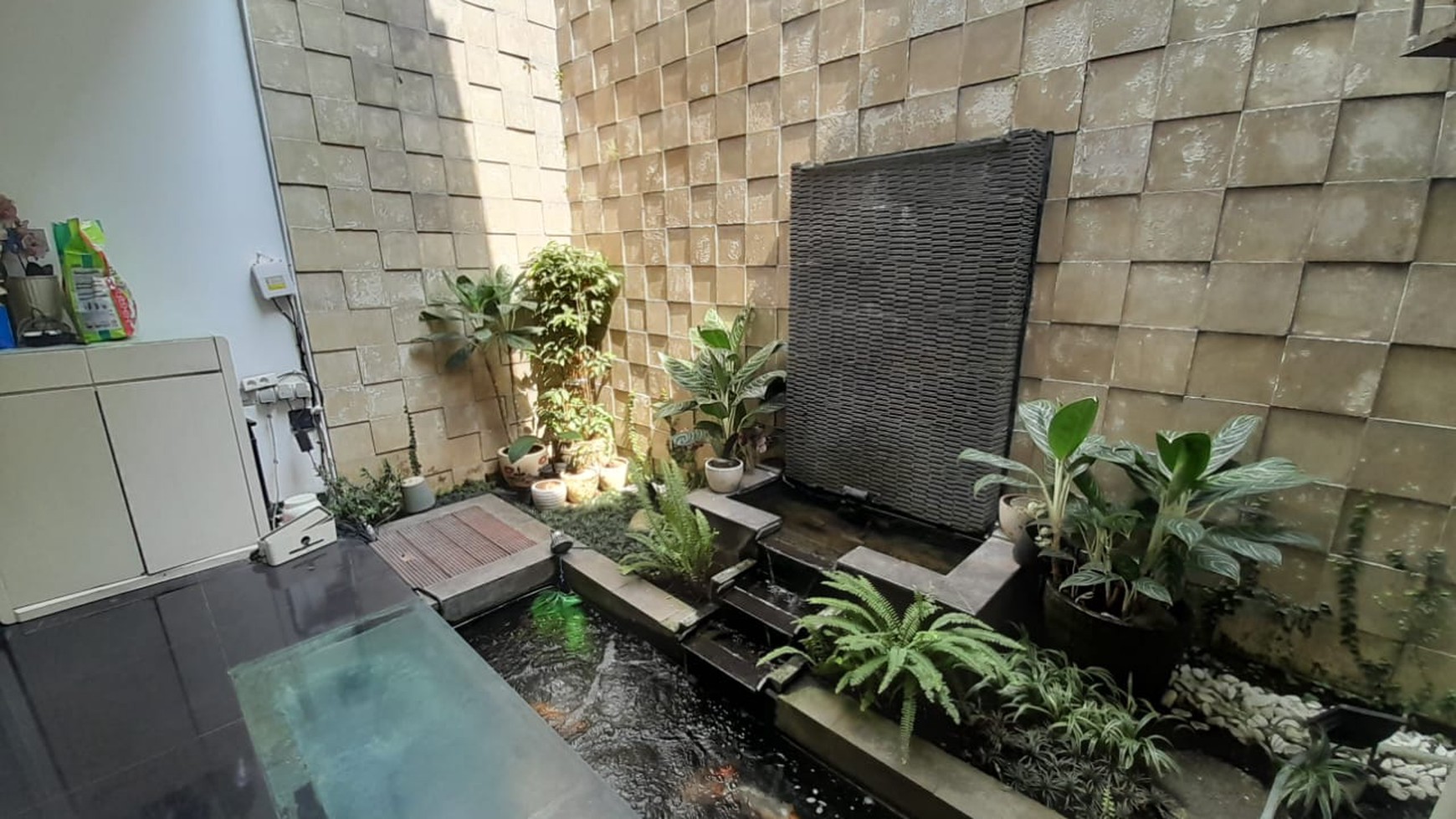 Rumah Minimalis di Sayap Sukahaji Bandung
