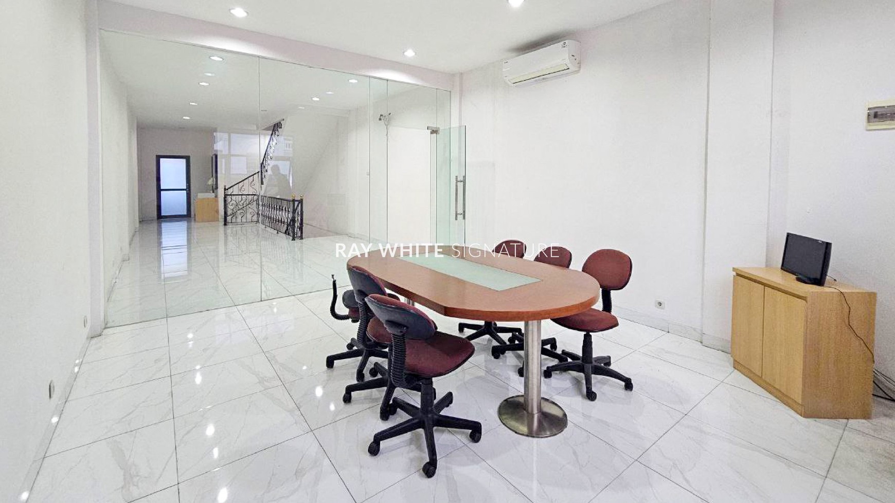 Dijual Ruko 3 Lantai di Jl Tebet Barat Dalam Raya
