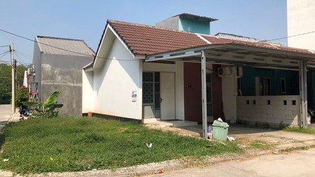 Rumah Hoek Cluster bebas banjir di Mutiara Gading City Bekasi