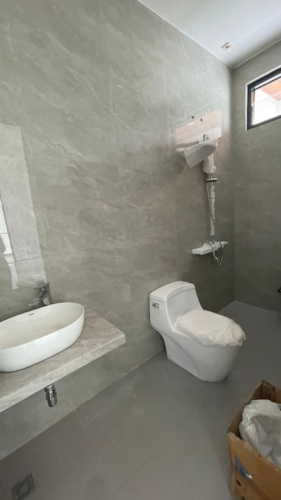 Dijual Rumah Baru,Jalan Lebar di Bintaro Jaya Sektor 9