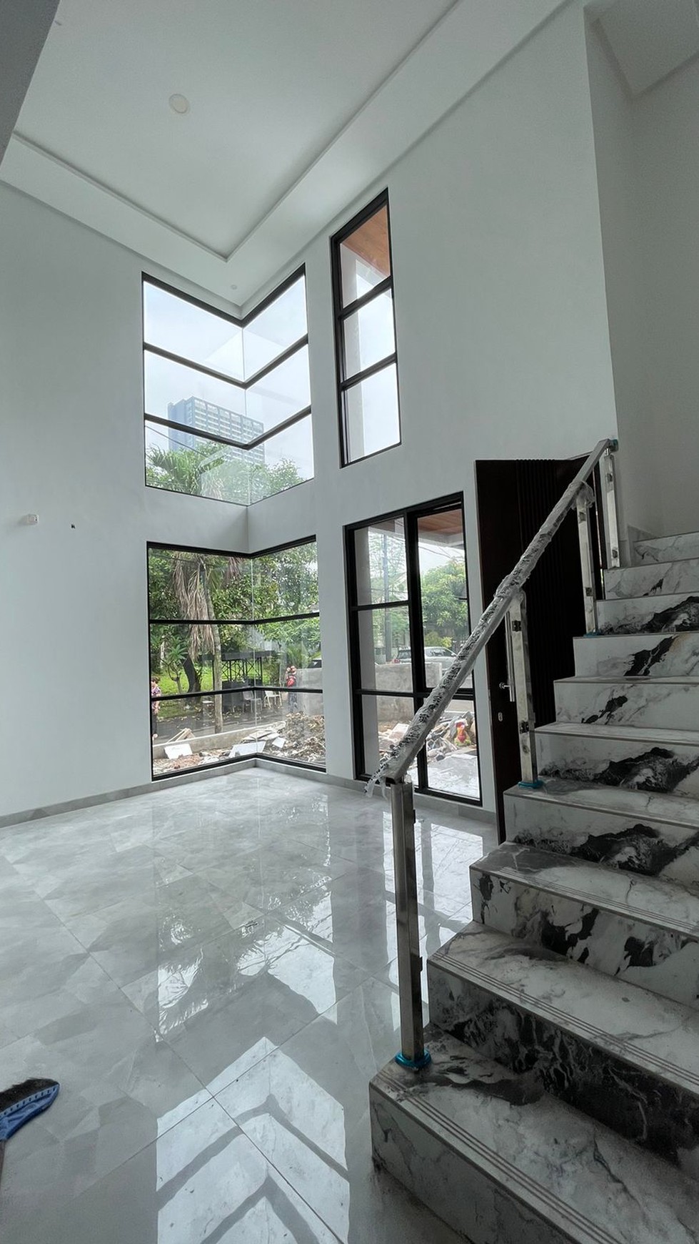 Dijual Rumah Baru,Jalan Lebar di Bintaro Jaya Sektor 9