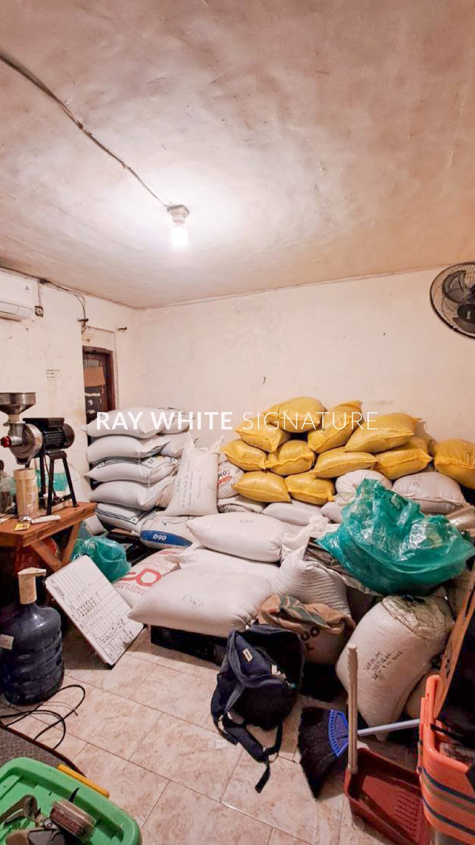 Dijual Rumah 2 Lantai di Jl Mampang Prapatan IV