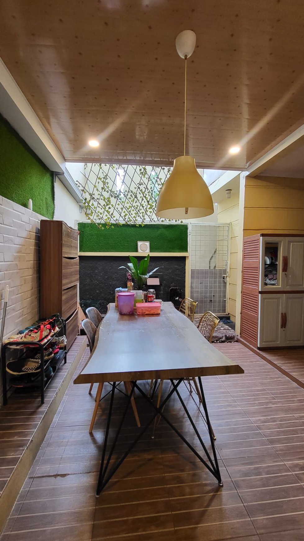 Rumah Bagus di Graha Raya