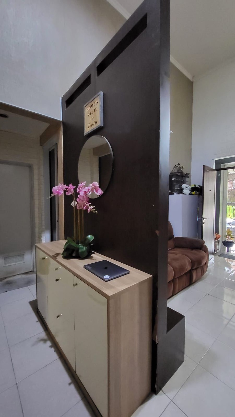 Rumah Bagus di Graha Raya