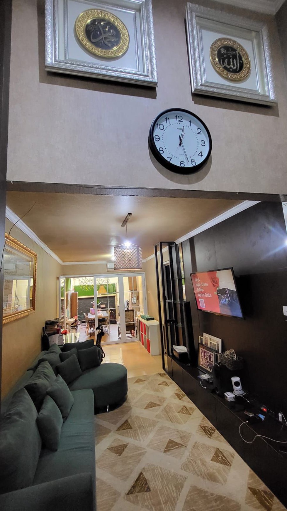 Rumah Bagus di Graha Raya