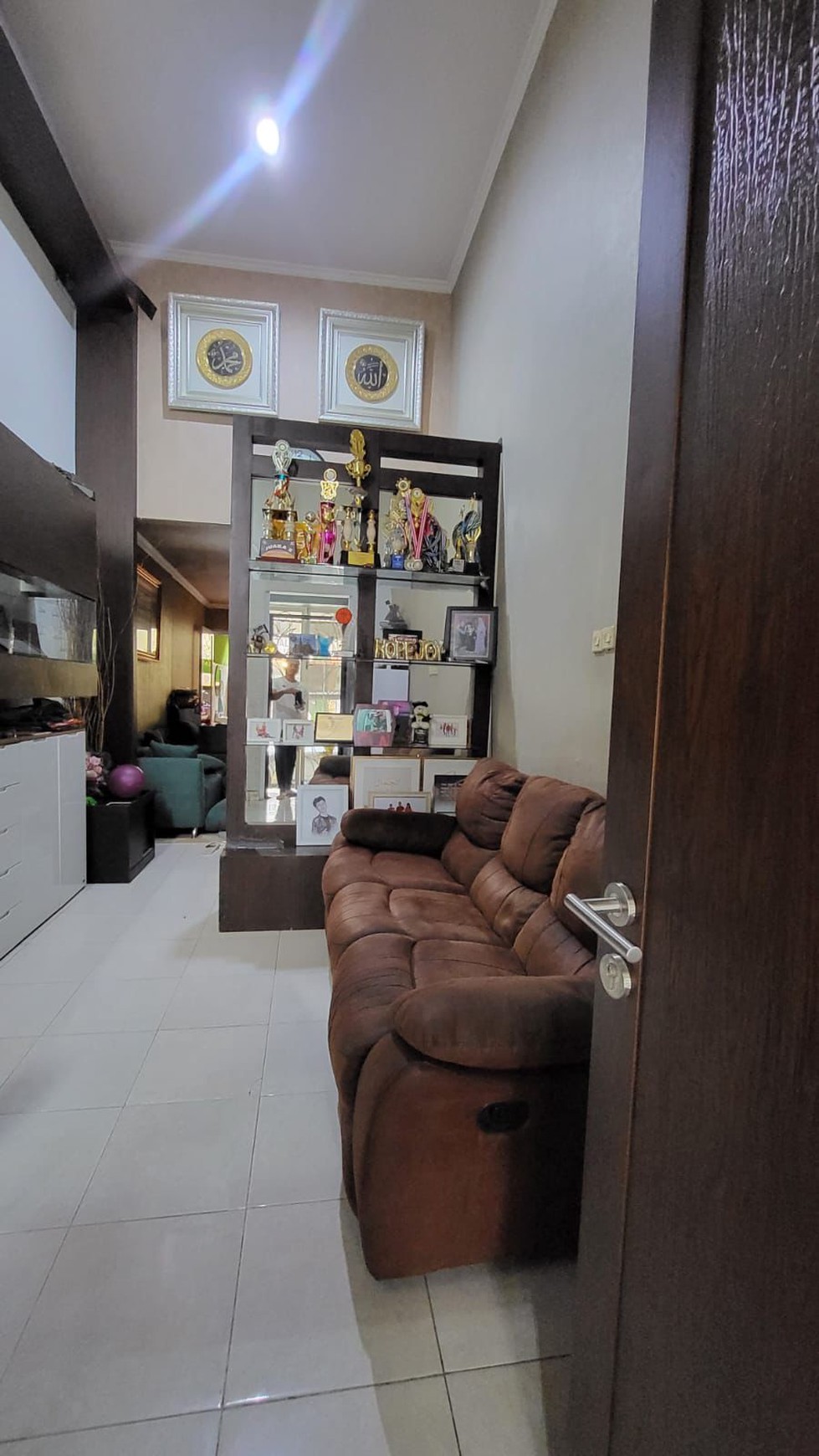 Rumah Bagus di Graha Raya