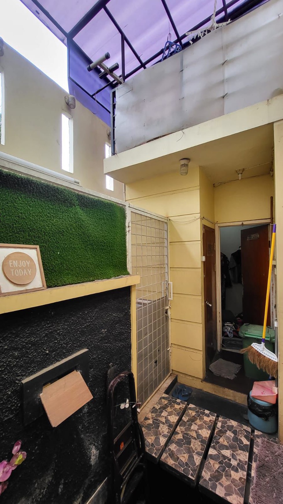 Rumah Bagus di Graha Raya