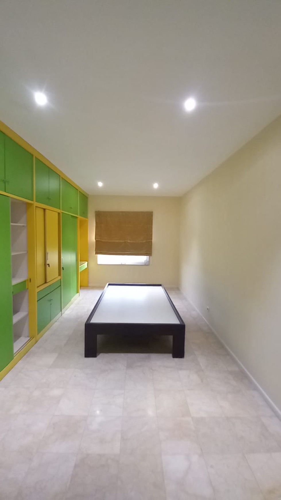 Rumah Siap Huni Baru Renovasi di Taman Mediteranian Lippo Karawaci Tangerang