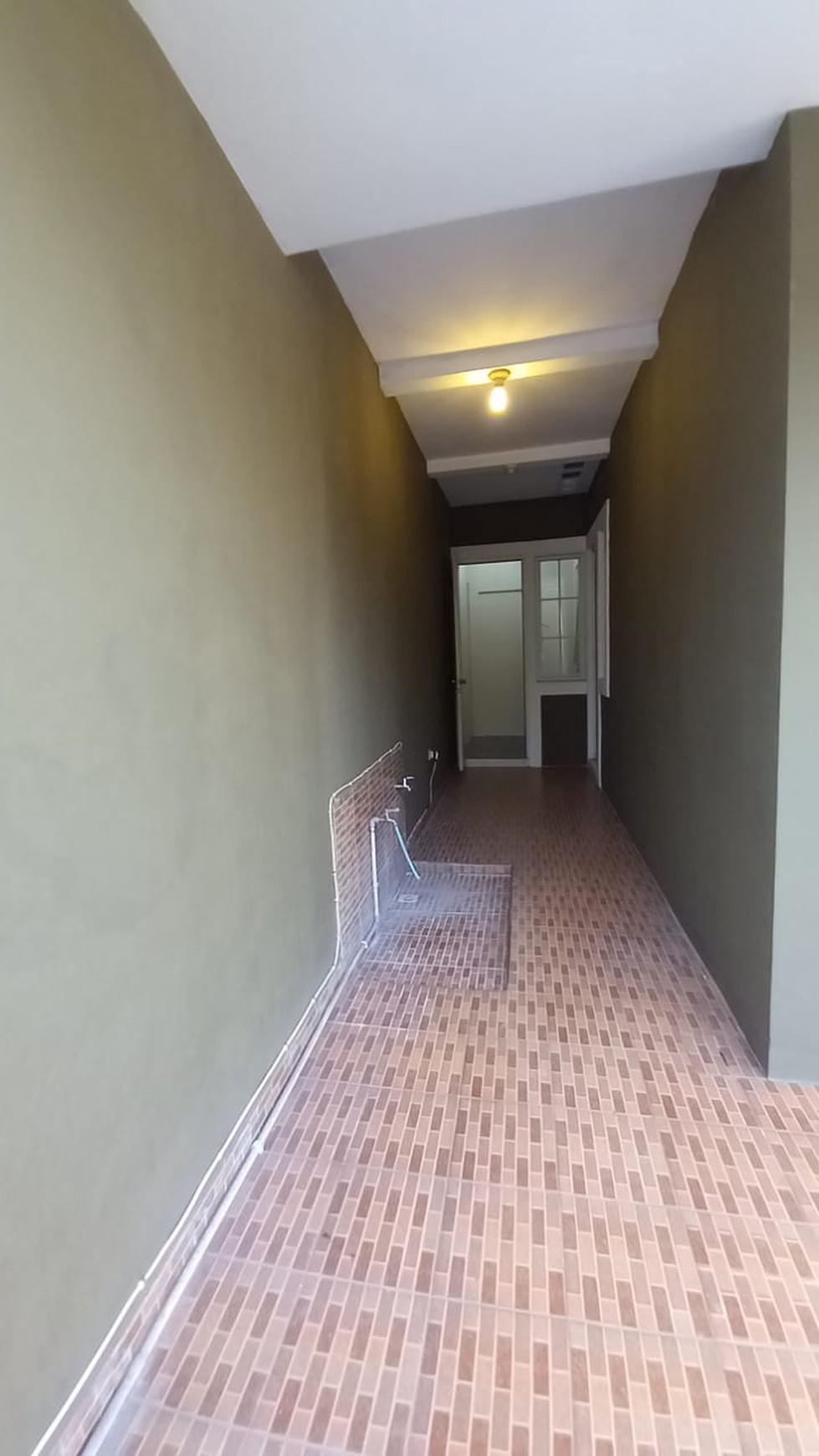 Rumah Siap Huni Baru Renovasi di Taman Mediteranian Lippo Karawaci Tangerang