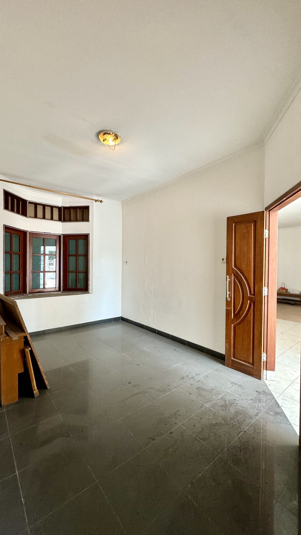 Dijual Rumah Asri di Perumahan Alam Raya, Tangerang