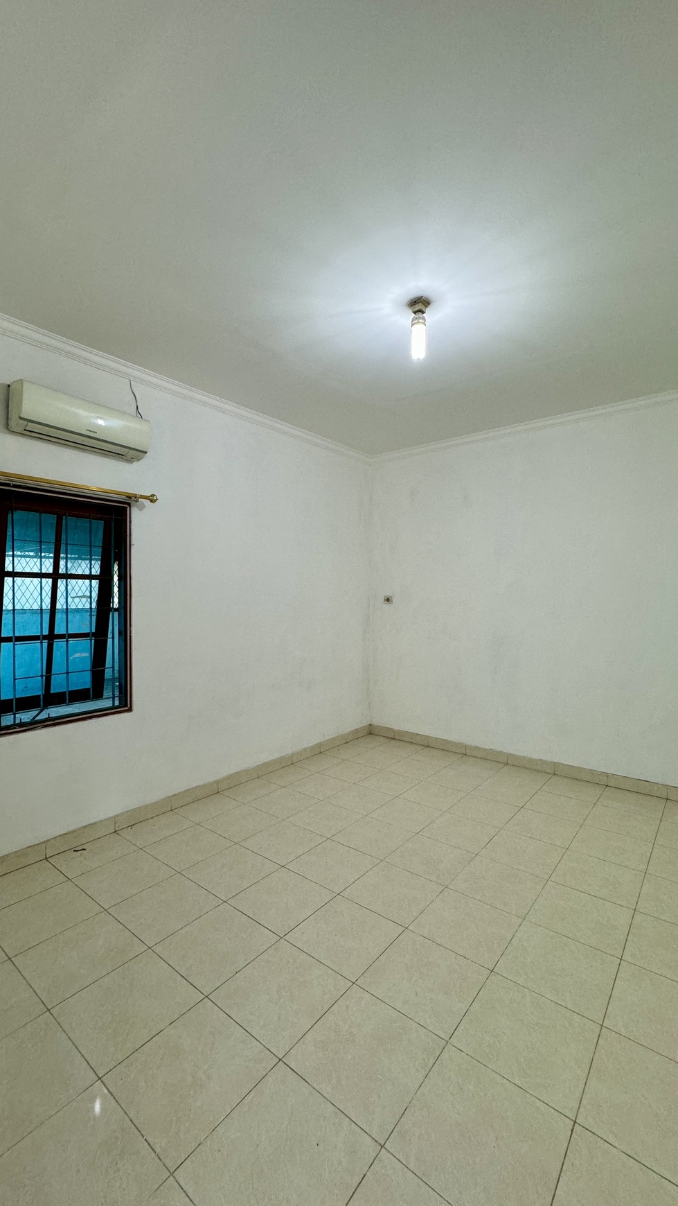 Dijual Rumah Asri di Perumahan Alam Raya, Tangerang