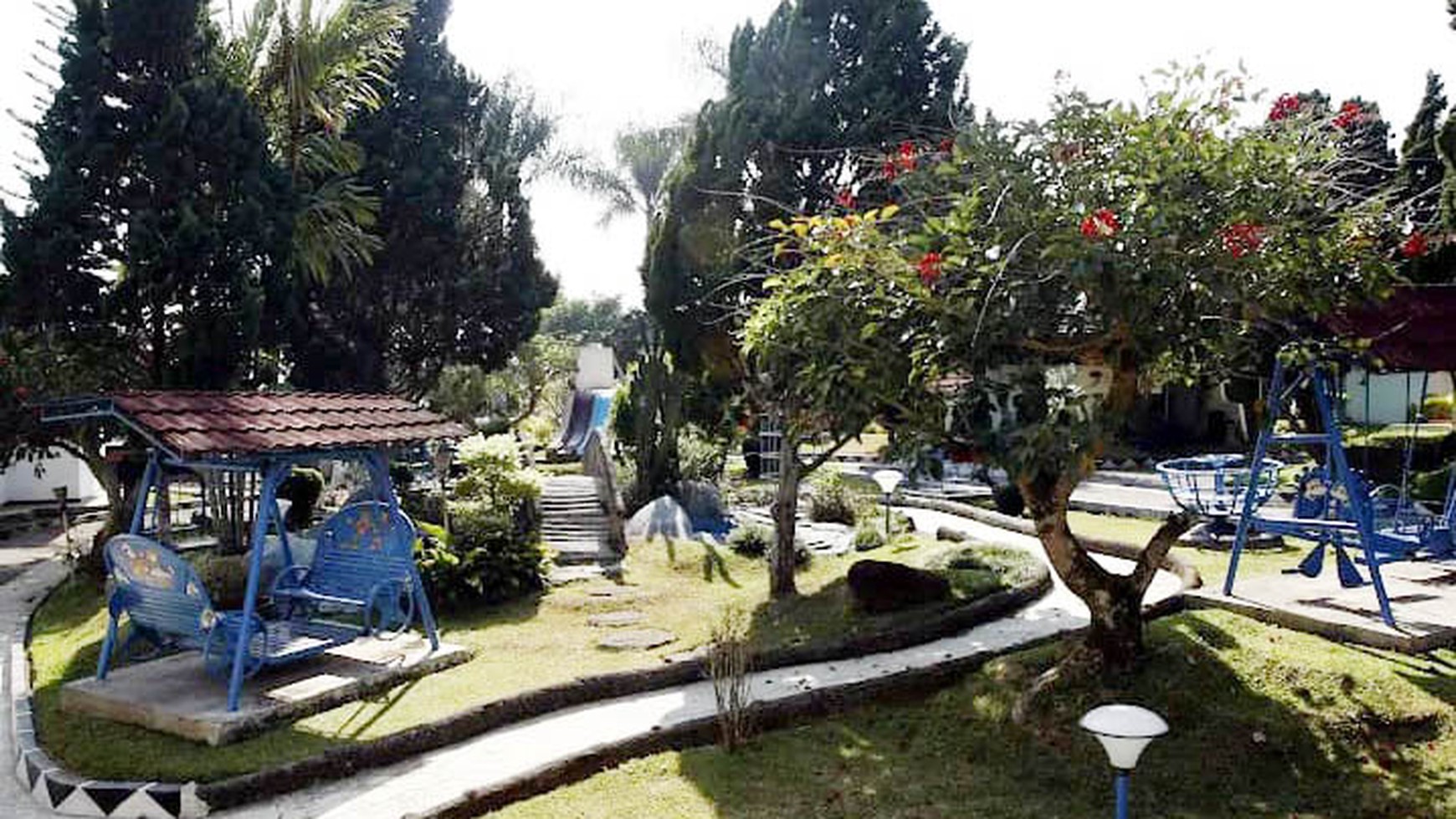 Villa Raya Puncak, Komplek Hotel Indo Alam, Cianjur