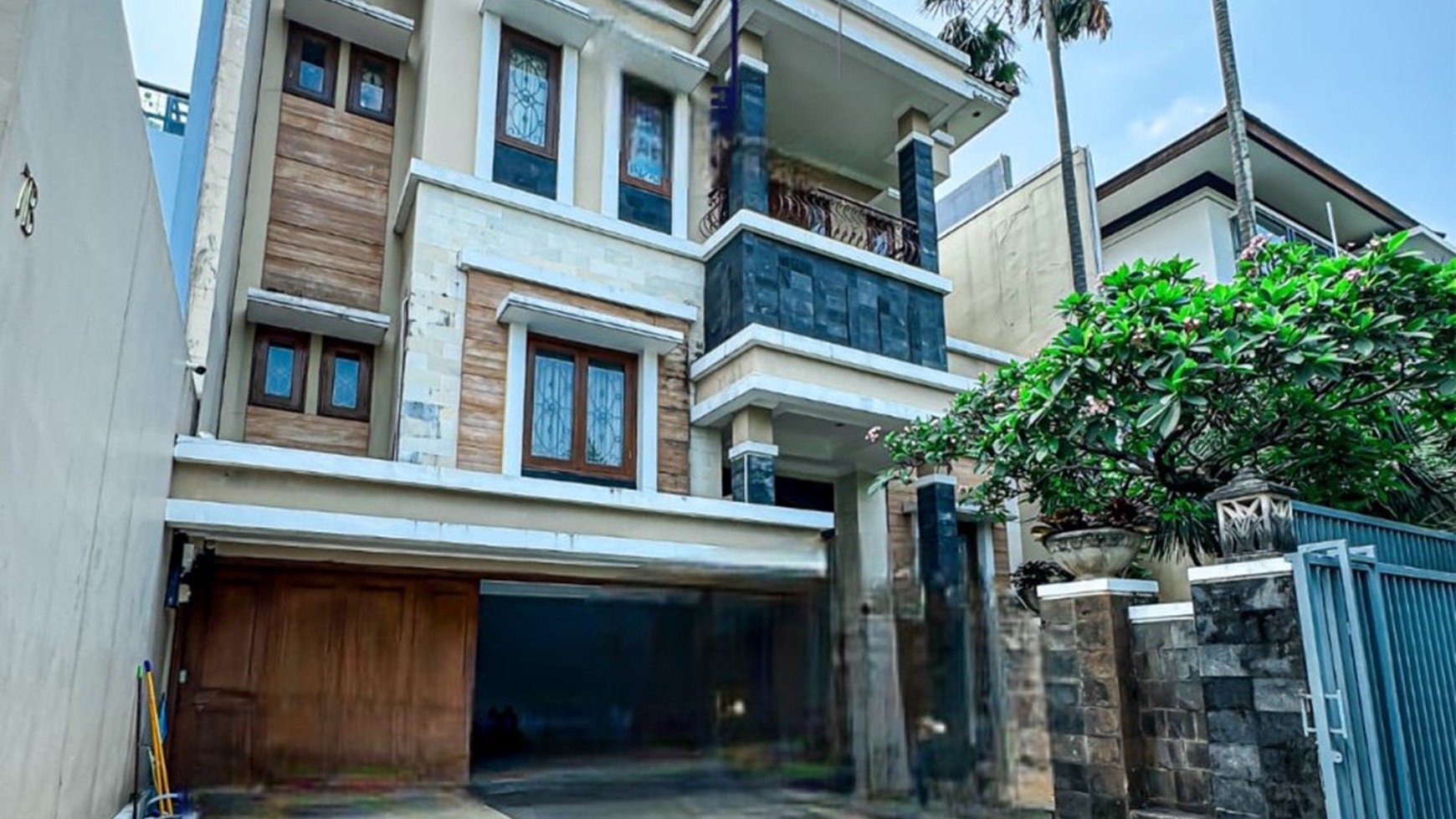 Town House Kemang Mewah Exclusive Harga Murah