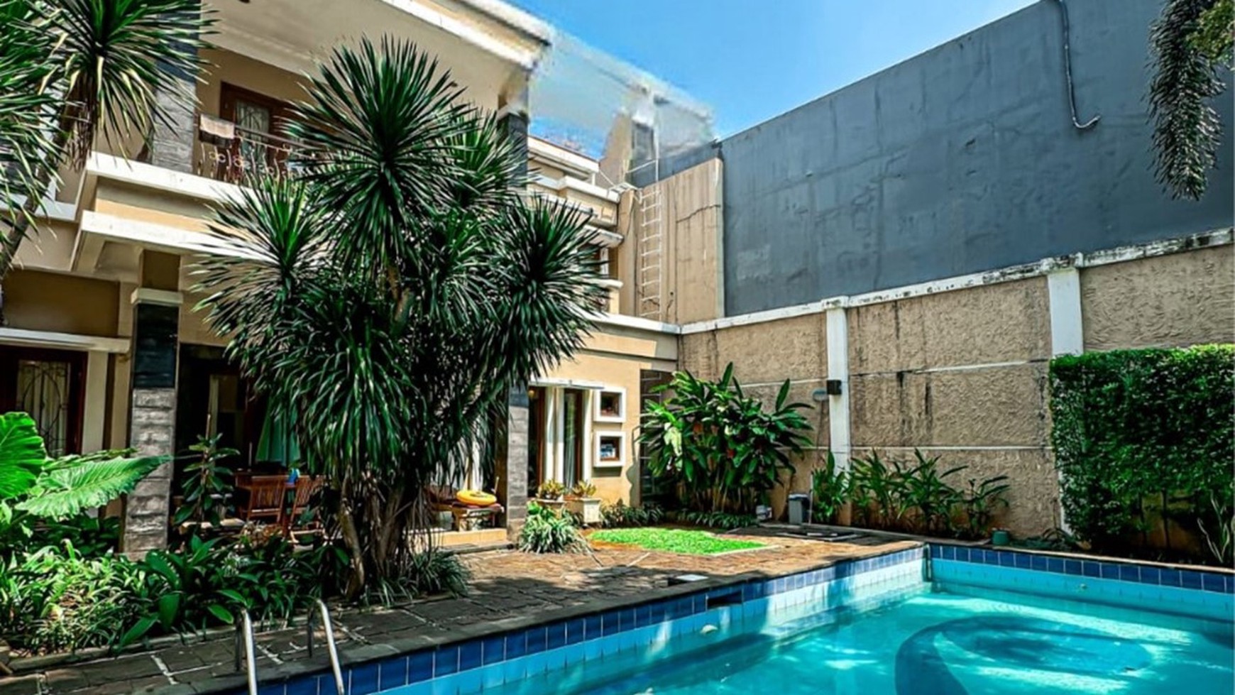 Town House Kemang Mewah Exclusive Harga Murah