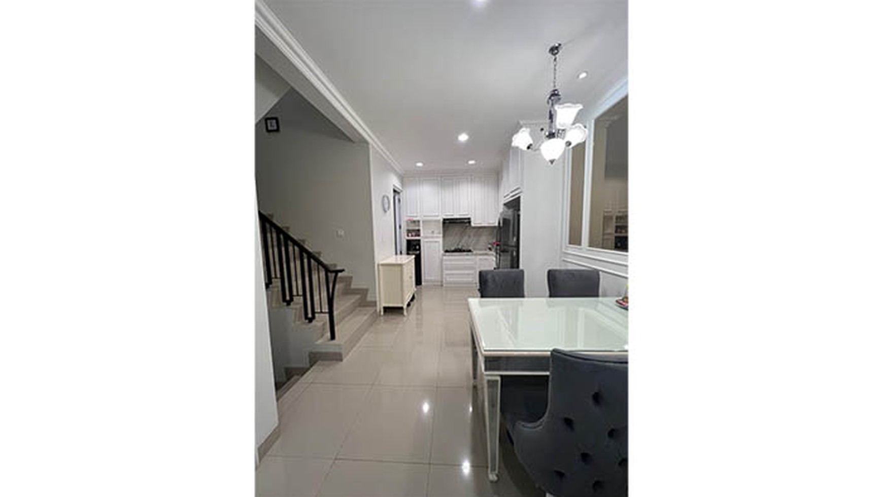 Rumah Minimalis, Full Furnish di Sedayu City, Kelapa Gading