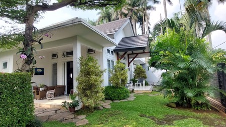 Rumah Impian dengan Kolam Renang di Bintaro.