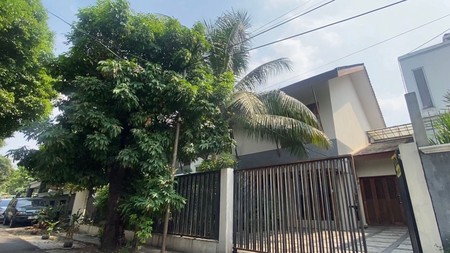 Rumah 2 Lantai Di Pancoran Timur Pengadegan Jakarta Selatan