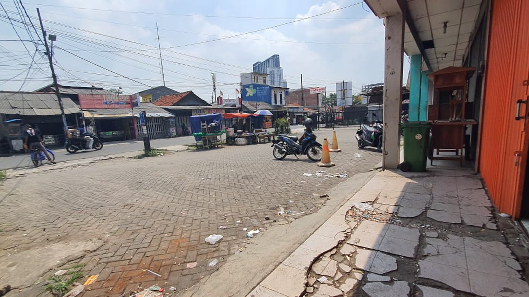 Ruko 2 Lantai Siap Pakai dan Lokasi Strategis @Ciputat Timur