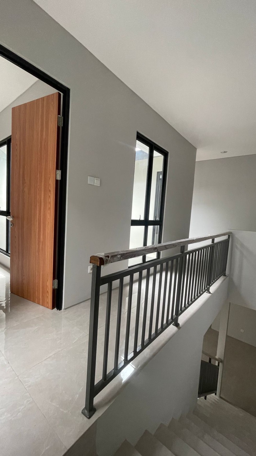 Dijual Rumah di Z Living Sky Garden Luas tanah 140, Grand Wisata