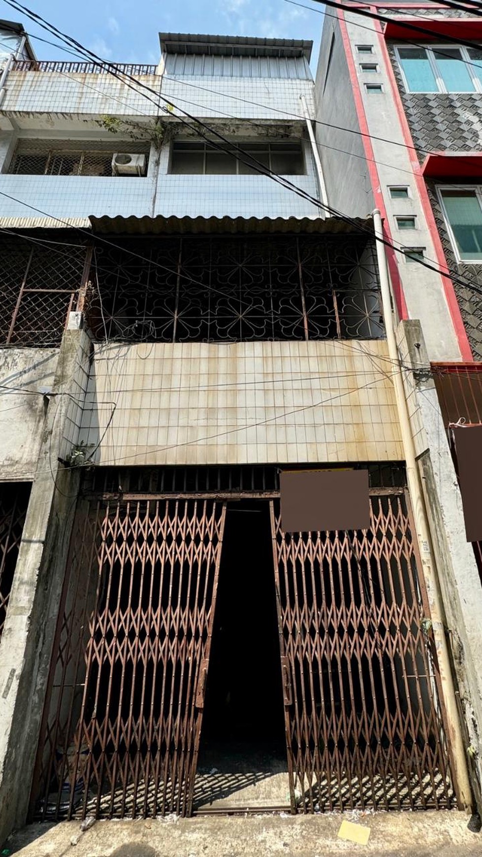 Dijual  Ruko di Petak Baru III, Roa Malaka, Jakarta Barat