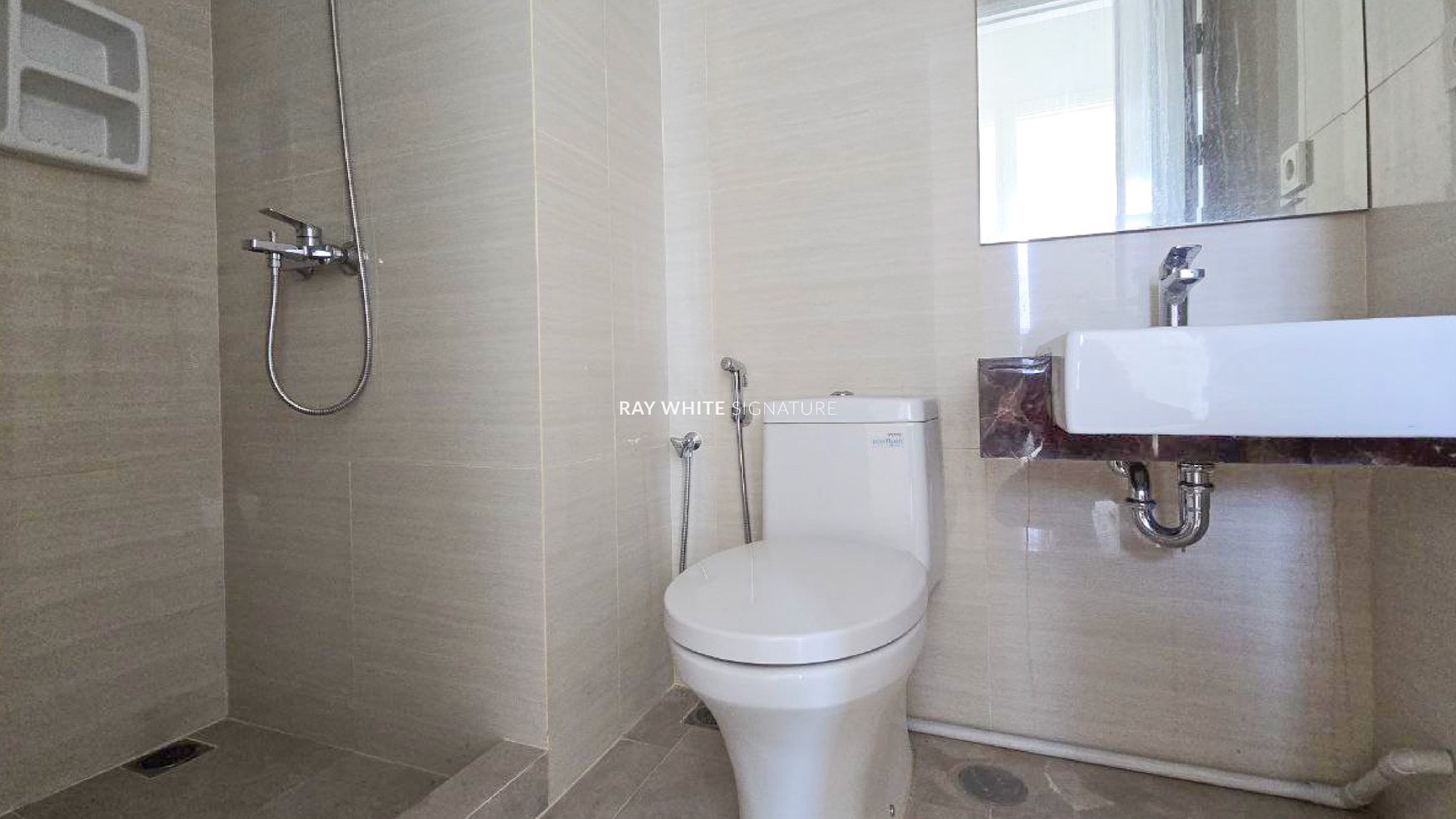 Dijual Apartemen Grand Madison 2 BR Unfurnished Dekat Central Park 