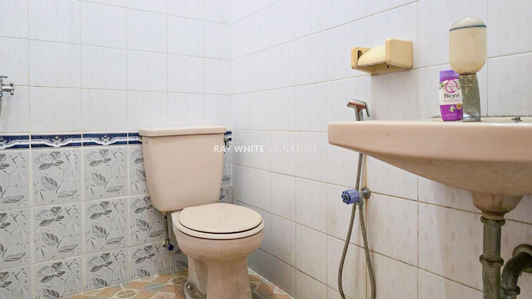 Jual Rumah Hook di Jl Amal Bakti Ciputat Timur