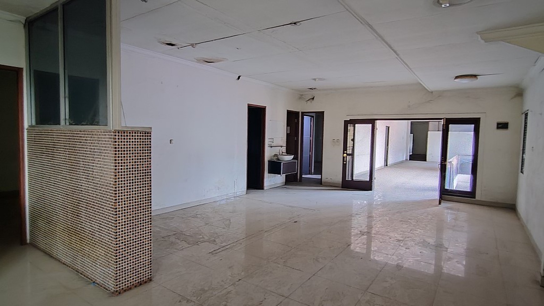 Rumah Hitung Tanah Area Cipete