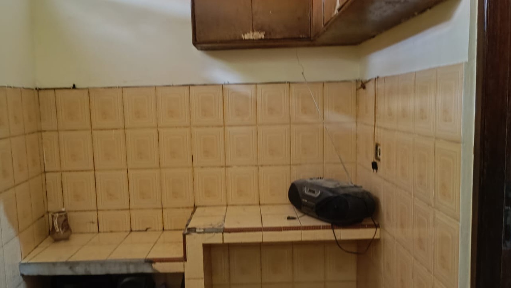 Rumah Hitung Tanah Area Cipete