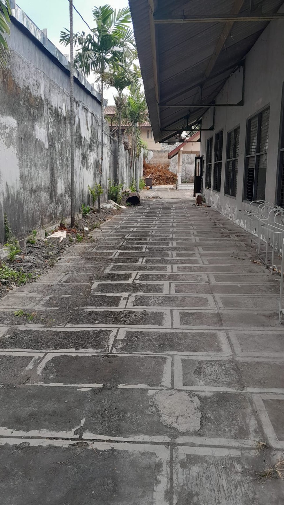 Rumah Hitung Tanah Area Cipete