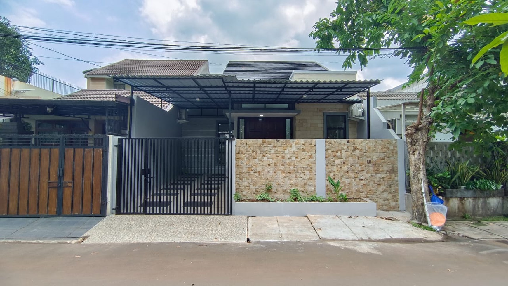 Rumah Hitung Tanah Area Cipete