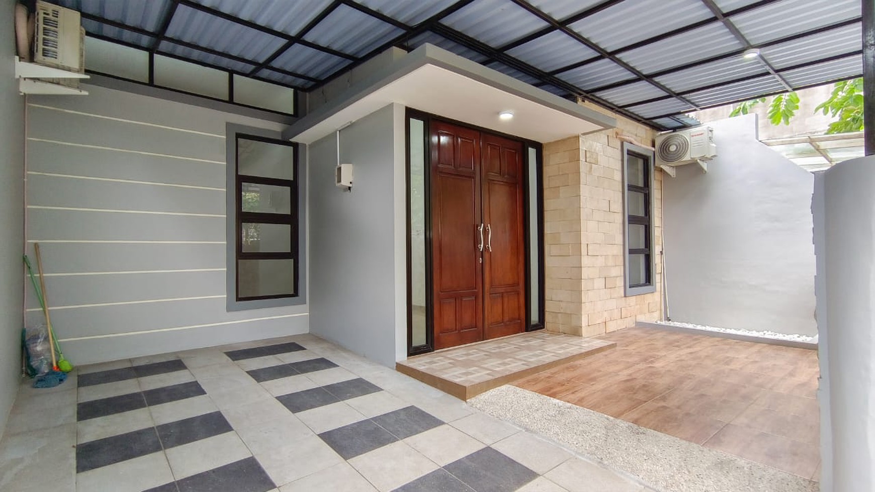 Rumah Hitung Tanah Area Cipete