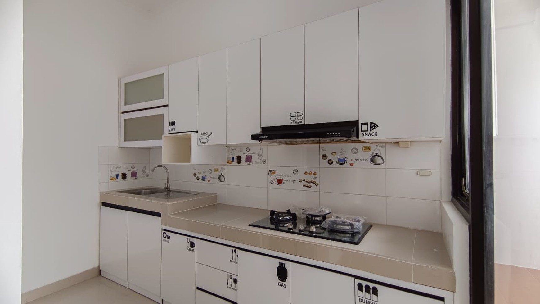 Rumah Hitung Tanah Area Cipete