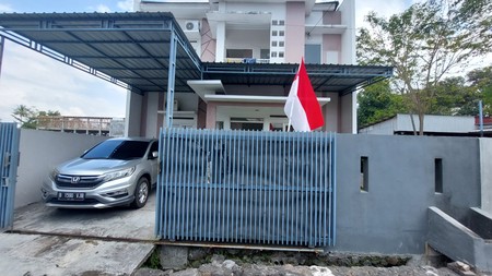 Rumah Mewah Semi Furnish Dalam Perum Pastika Palagan Residence