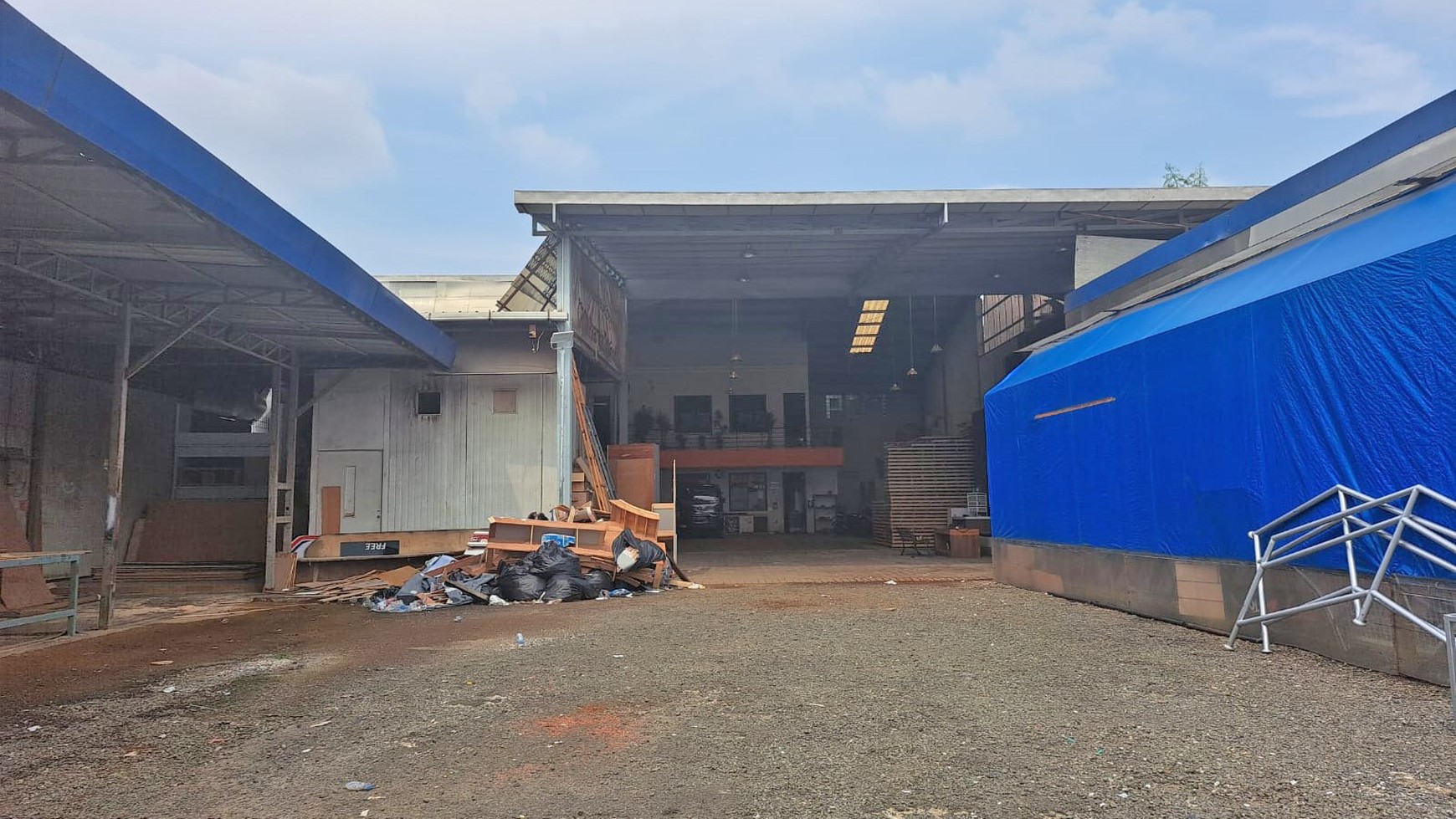 Dijual Ruang Usaha / Workshop di Kodiklat TNI, Buaran Serpong