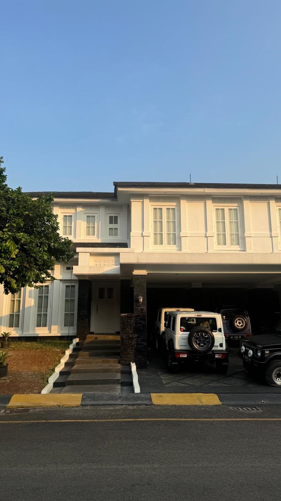 Rumah bagus, luxury, lingkungan aman dan nyaman di Bintaro Sektor 7