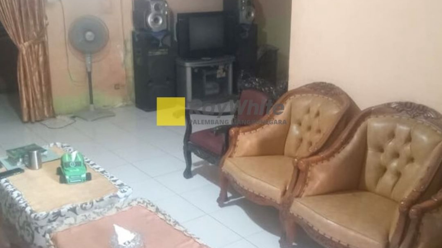 Rumah + Kios Dijual Cepat