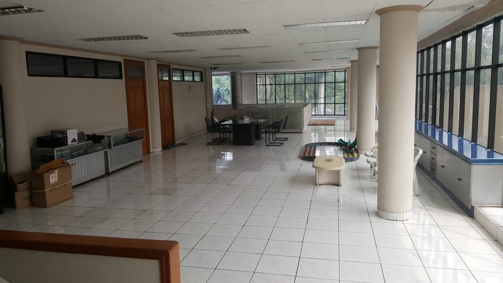 Dijual gedung di jalan susilo grogol