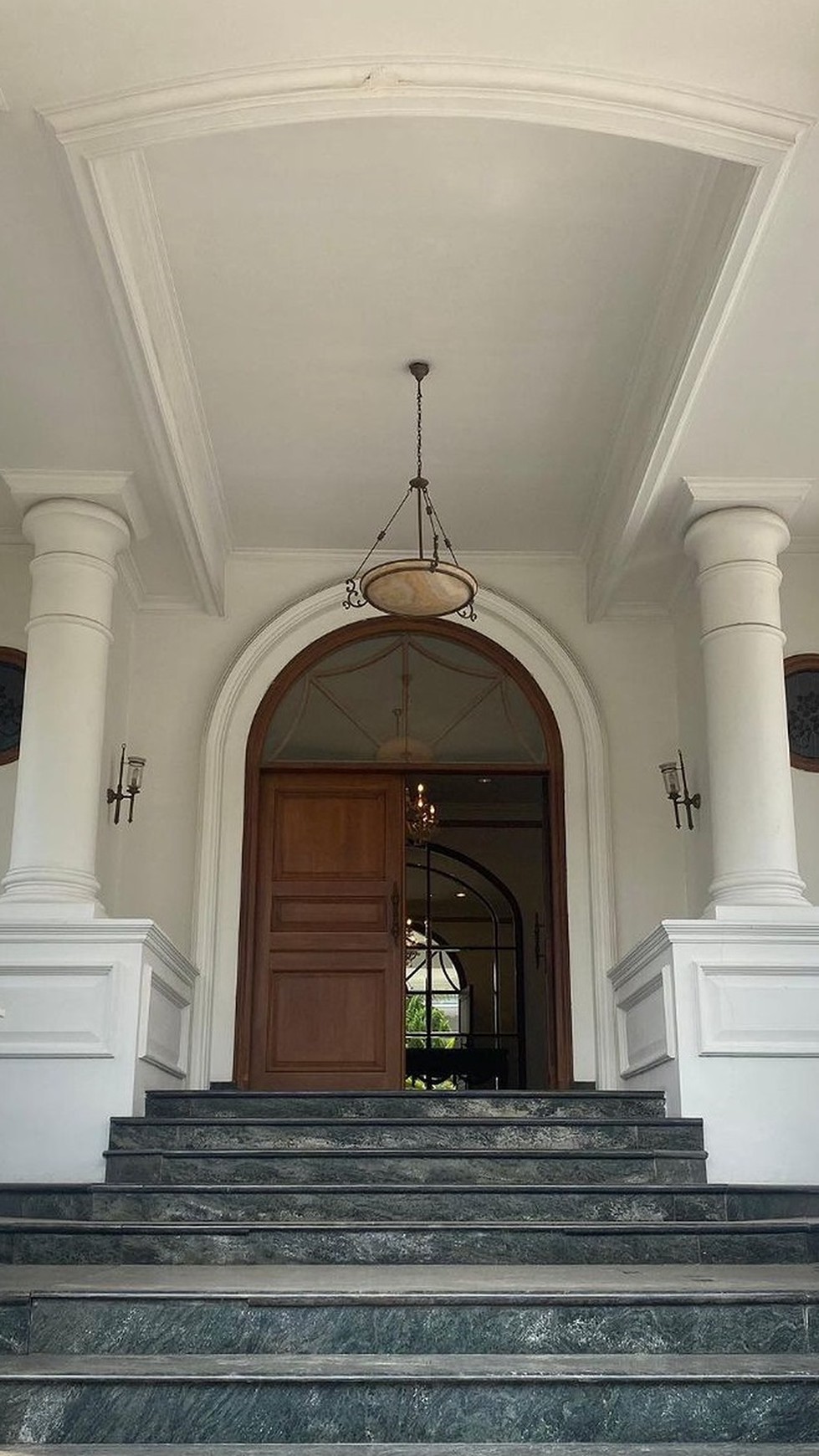 Rumah Mewah di Kebayoran Lama, Jakarta Selatan