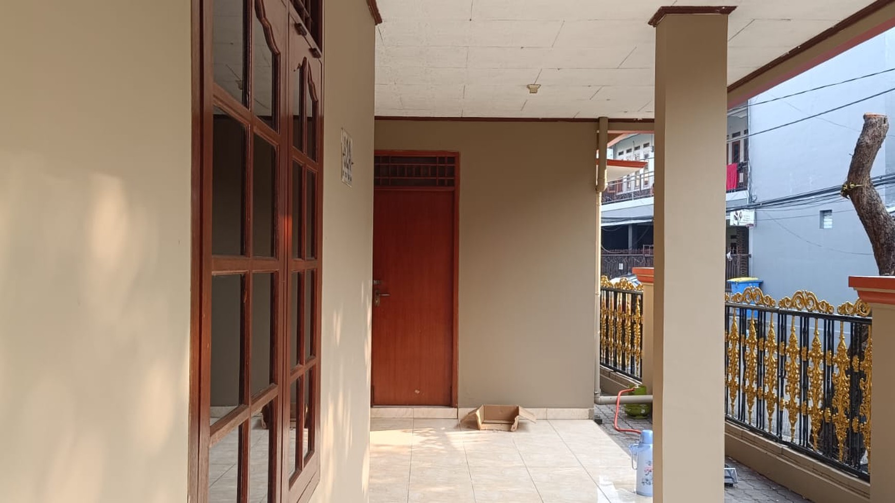 Martaman utan kayu Galur rumah hoek lokasi strategis rapih