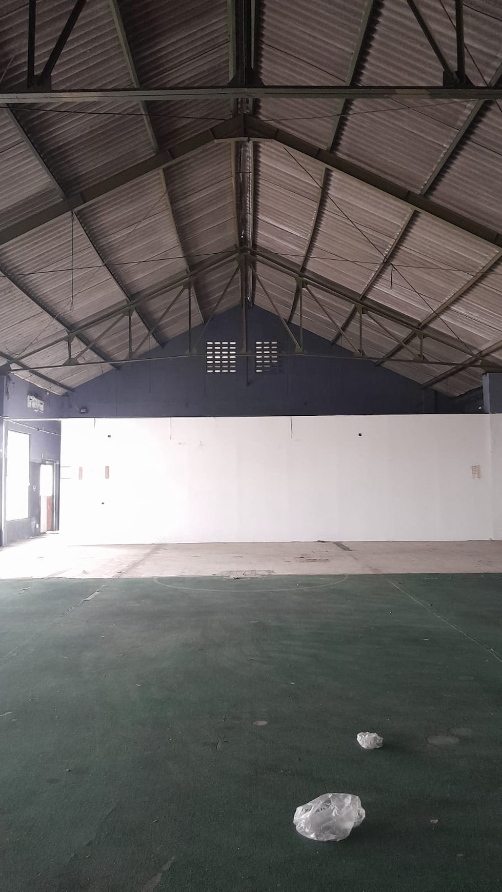 Gudang & Kantor Lokasi Strategis Dekat Dengan Stadion Mandala Krida Yogyakarta 