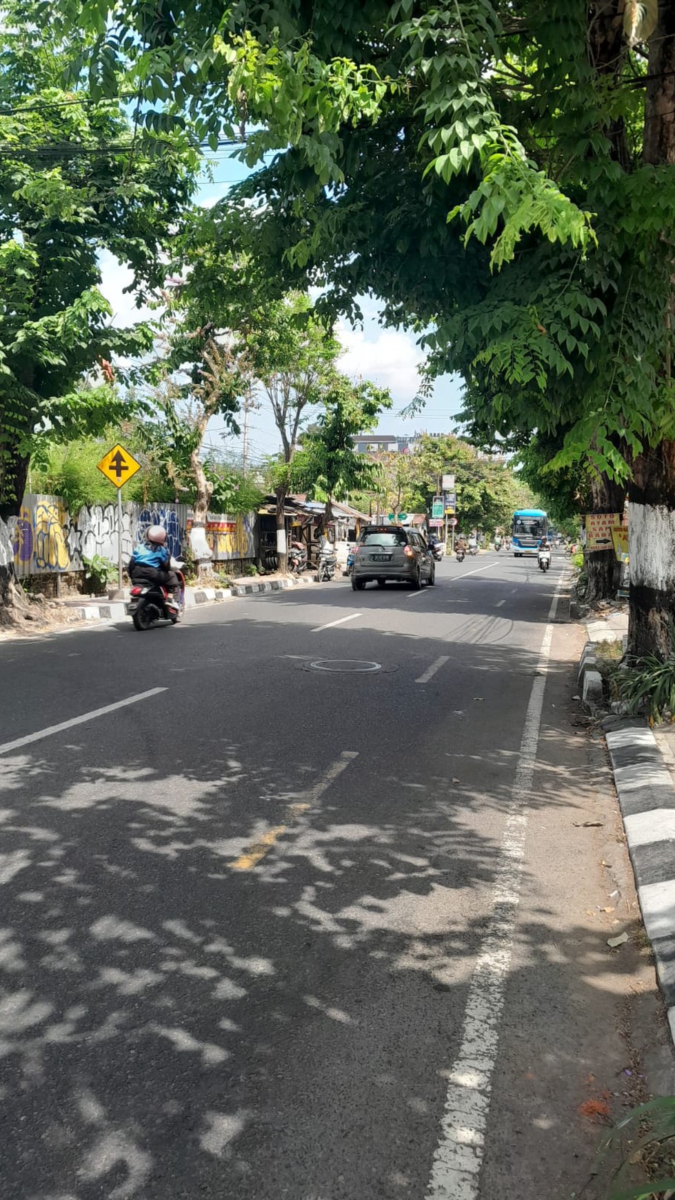 Gudang & Kantor Lokasi Strategis Dekat Dengan Stadion Mandala Krida Yogyakarta 