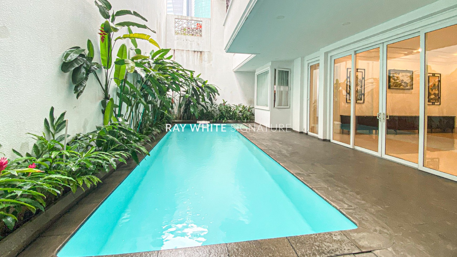 Rumah Hitung Tanah Area Cipete