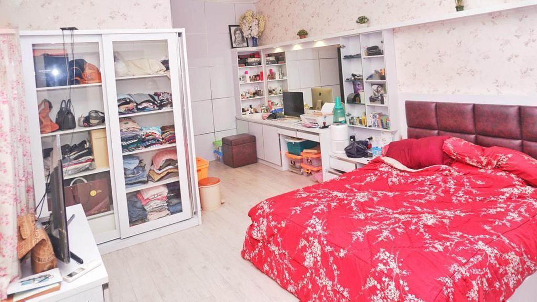 Rumah Hitung Tanah Area Cipete