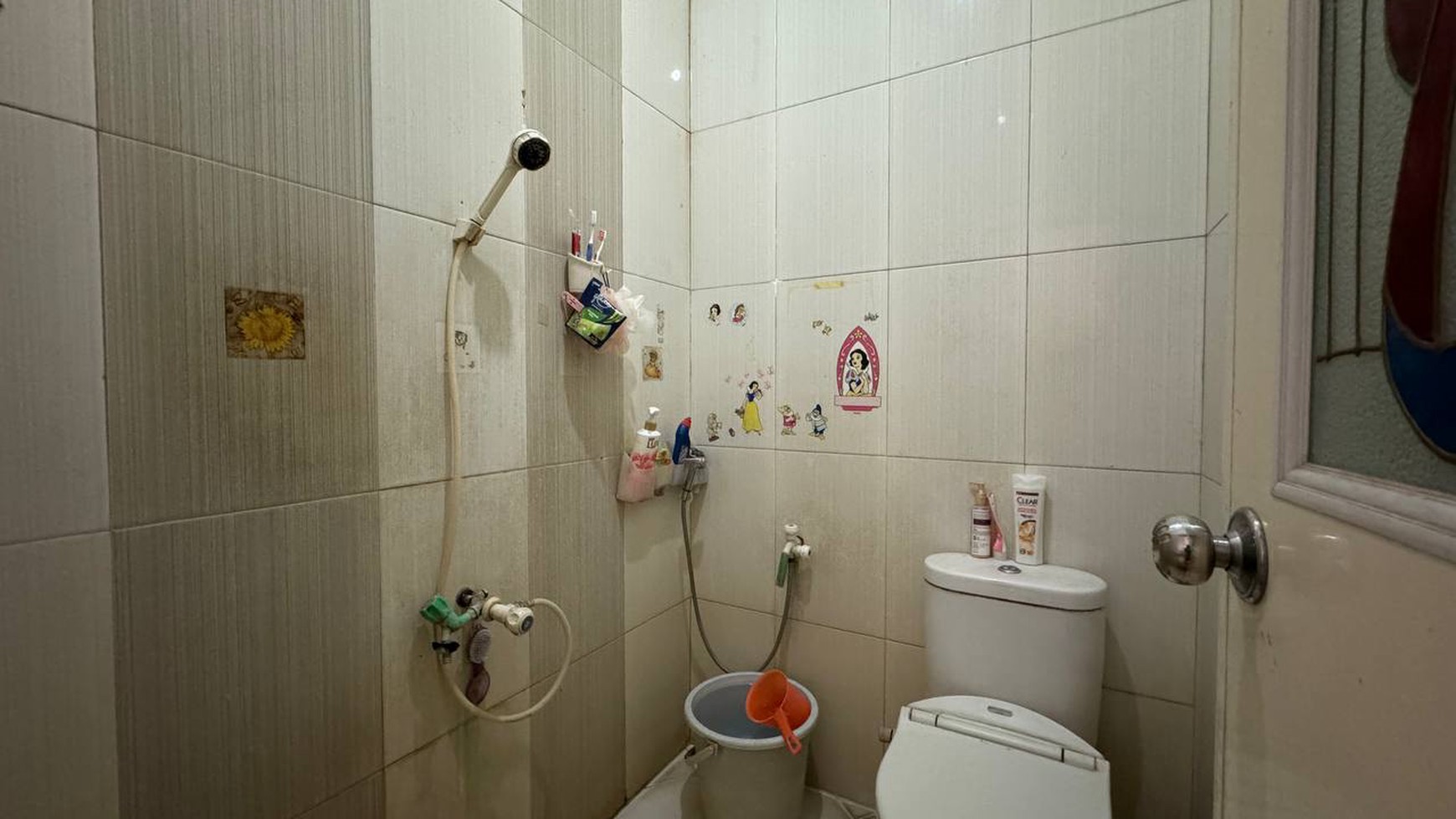 Rumah Hitung Tanah Area Cipete