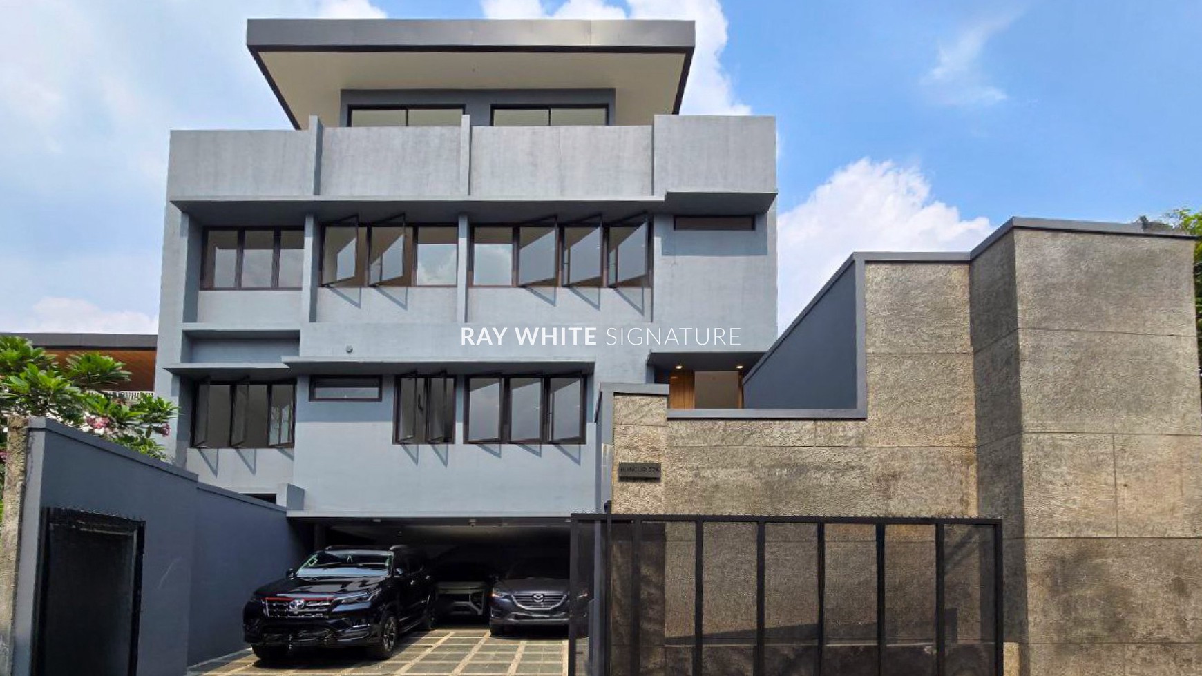 Rumah Hitung Tanah Area Cipete