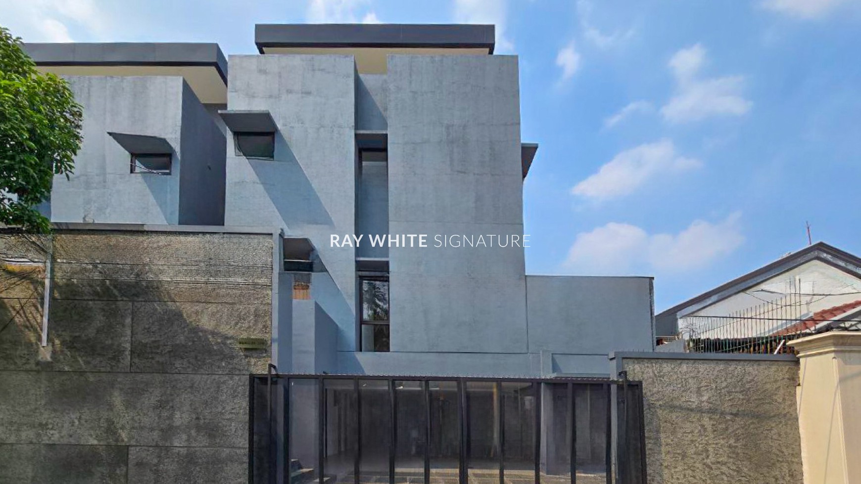 Rumah Hitung Tanah Area Cipete