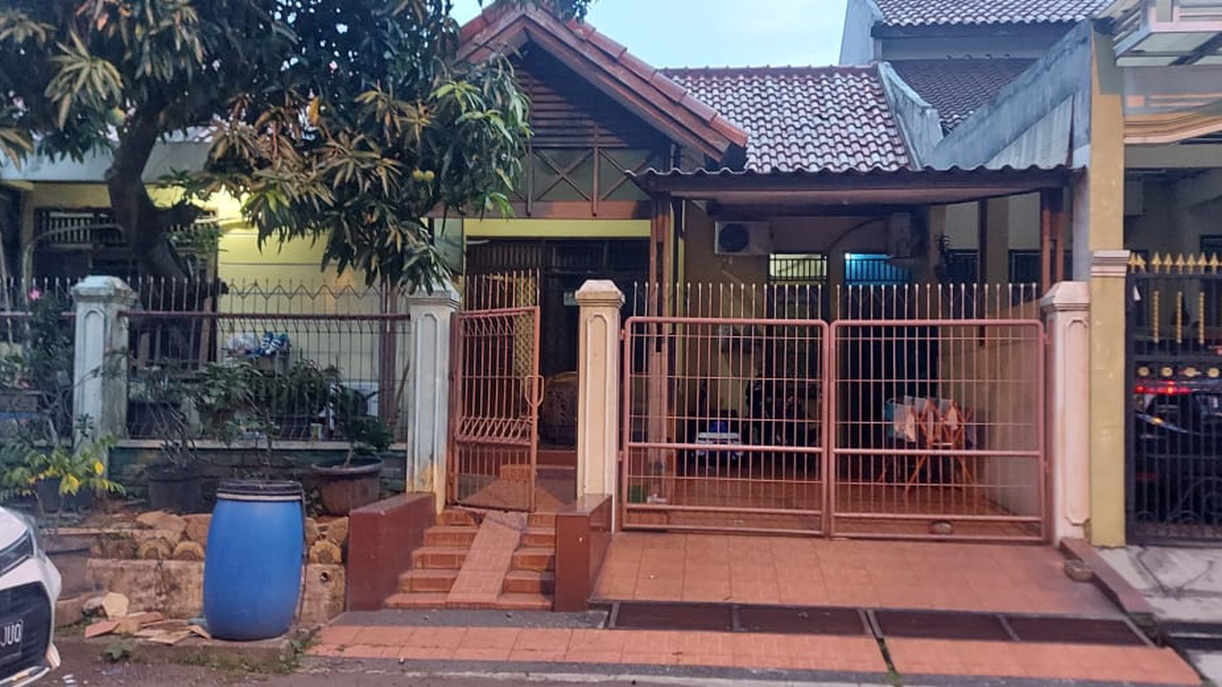 Dijual Rumah di Palem 7 - Palem Semi Karawaci Tangerang Sudah SHM